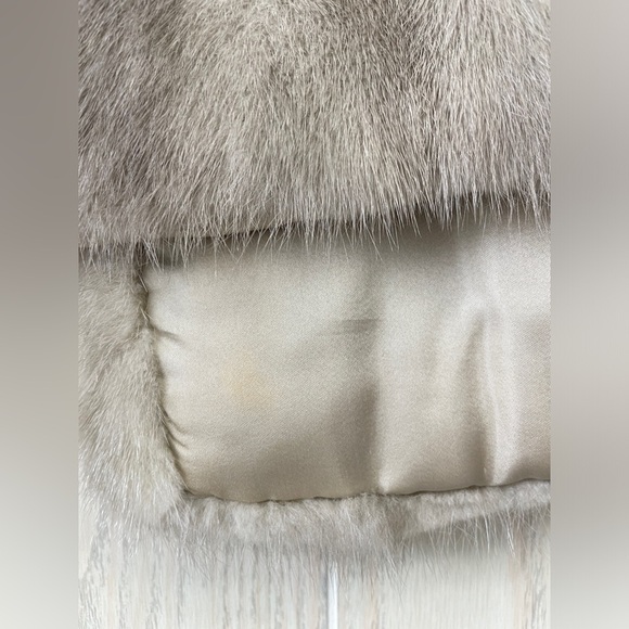 Silver’s of Topeka Stunning Custom Vintage Silver Mink Cape Small - Picture 8 of 9